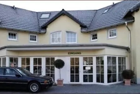 Auerhahn فندق 3*